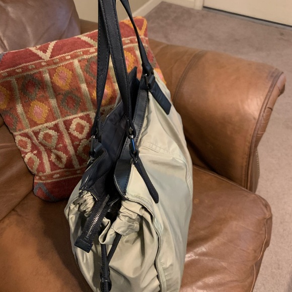 **SOLD** Burberry Buckleigh Nylon black Tote purse - Picture 6 of 16